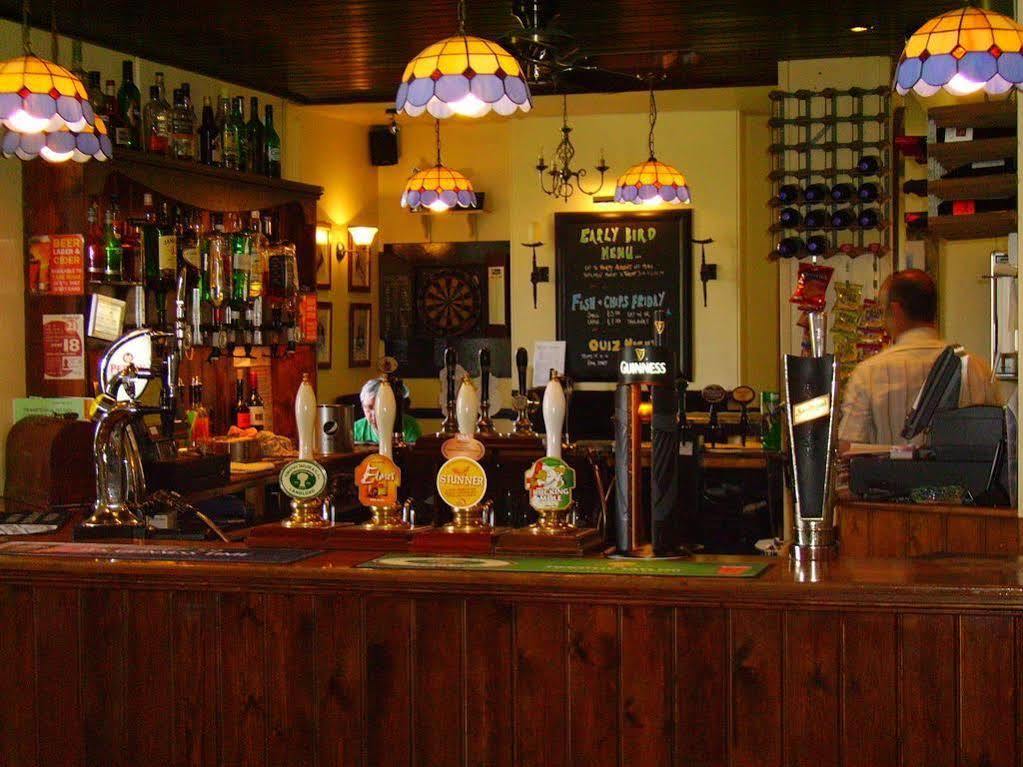 The Bell Inn Frampton on Severn Zewnętrze zdjęcie